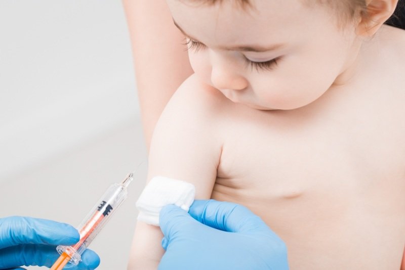 Nejlepší prevencí spalniček je očkování. Zdroj: REDPIXEL.PL / Shutterstock, Inc.