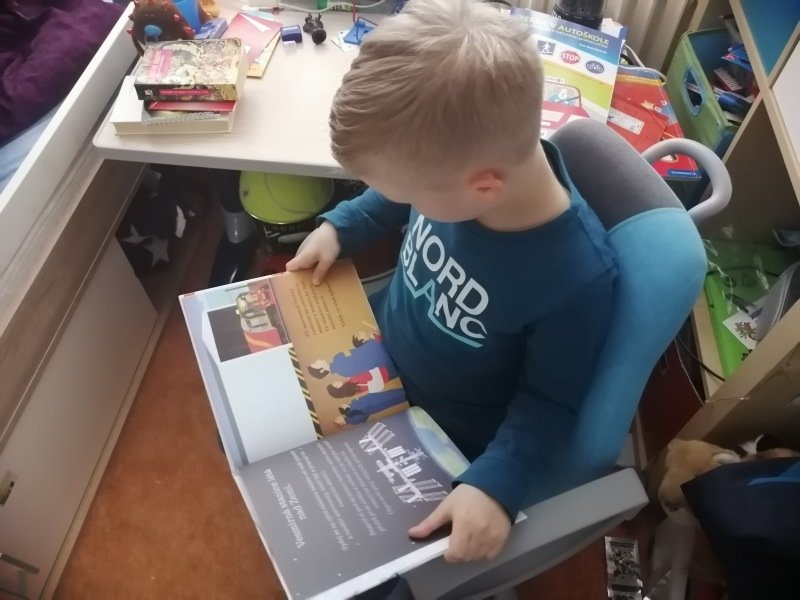 Přeneste se s dětmi za hvězdami.