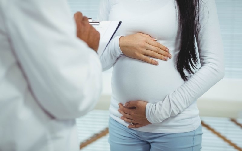 Neschopenka pro těhotné v době koronaviru: Co radí lékaři?