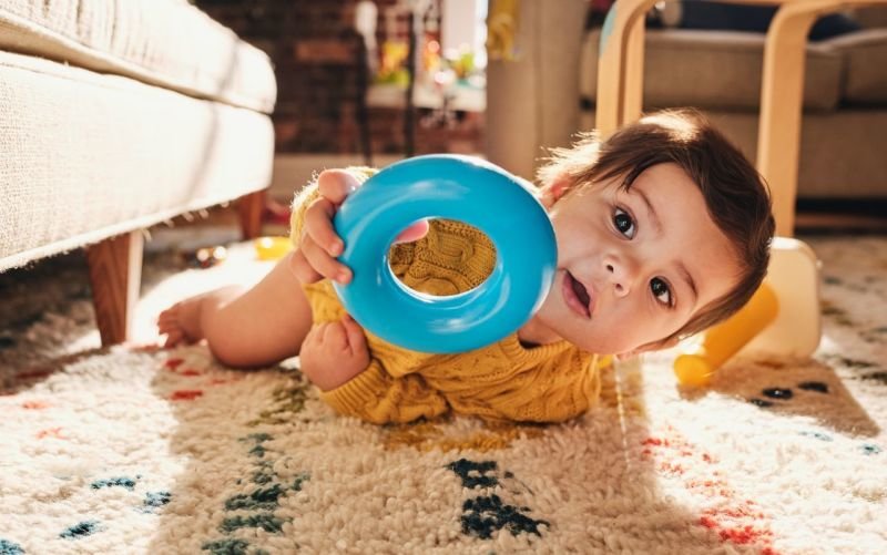 Výzkumná laboratoř Play Lab Fisher-Price nevyrábí hračky pro děti, ale s dětmi