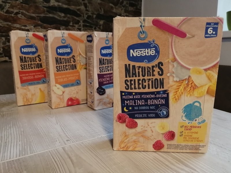 Malina-banán na noc obsahuje více ovesné složky, na chuti to však nepoznáte.