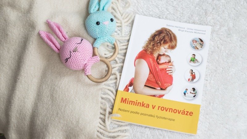 Úžasná knížka Miminka v rovnováze je sepsaná podle posledních poznatků fyzioterapeutů.