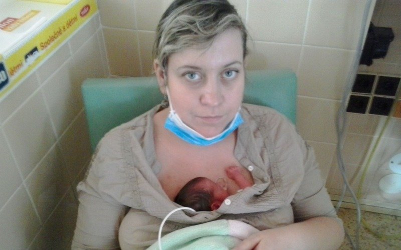 Klokánkování je prospěšné pro miminko i pro maminku.